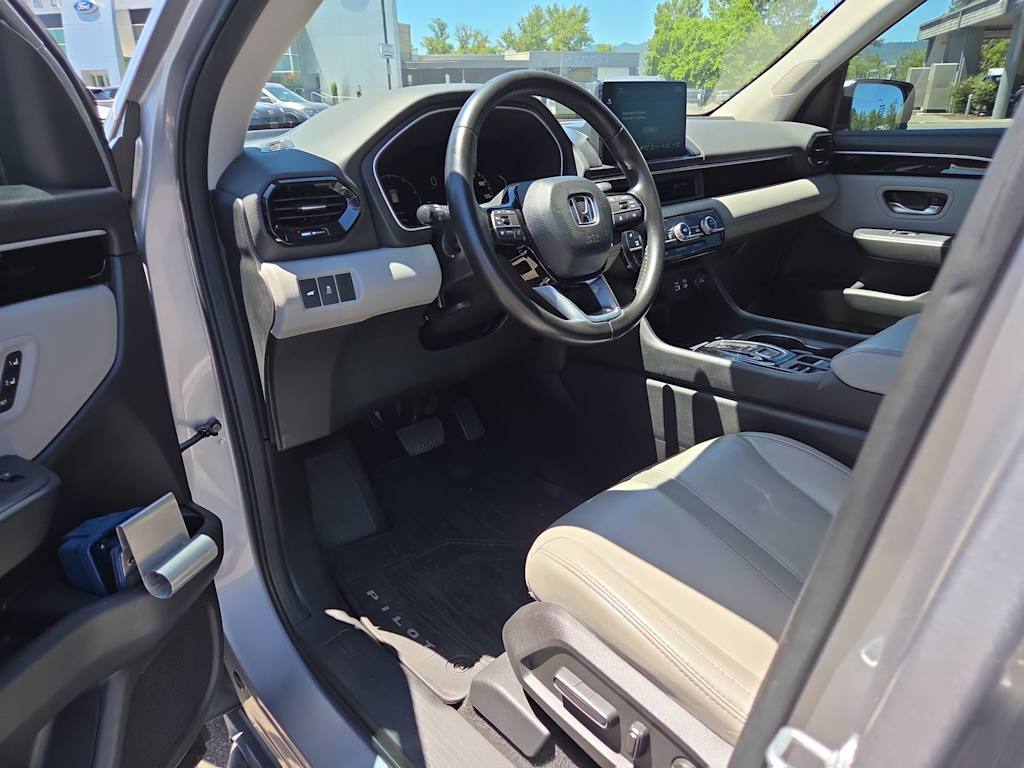 Thumbnail: 2025 Honda Pilot - 2
