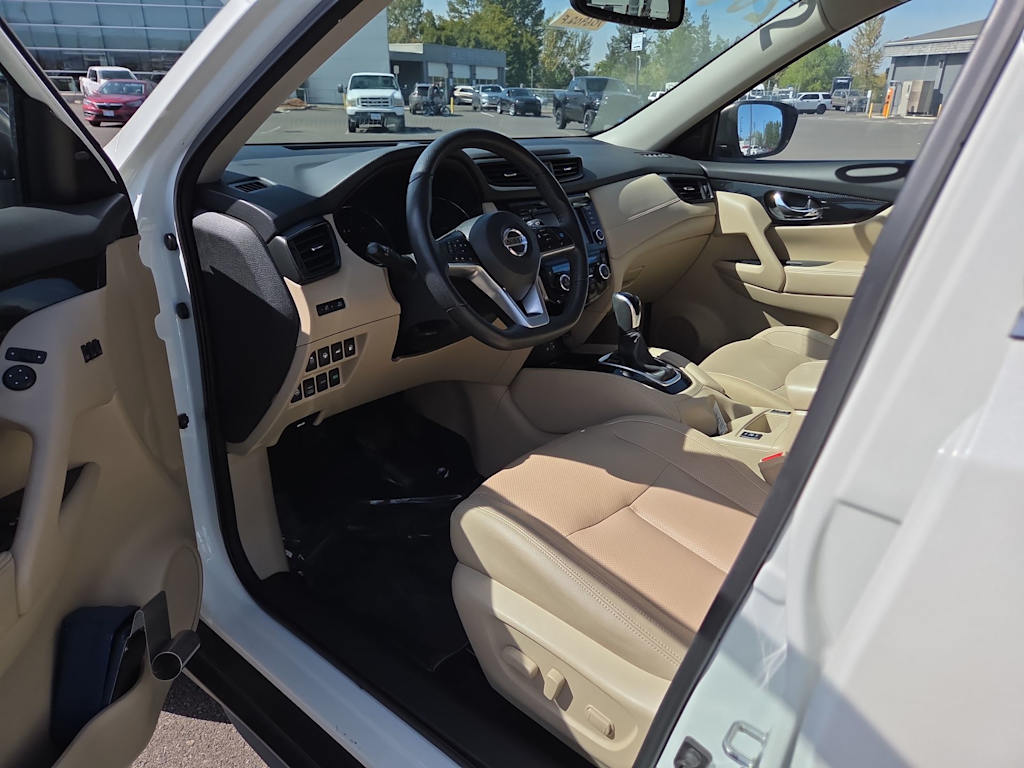 Thumbnail: 2020 Nissan Rogue - 9