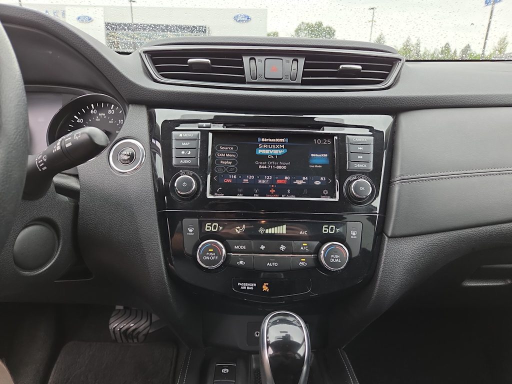 Thumbnail: 2020 Nissan Rogue - 15