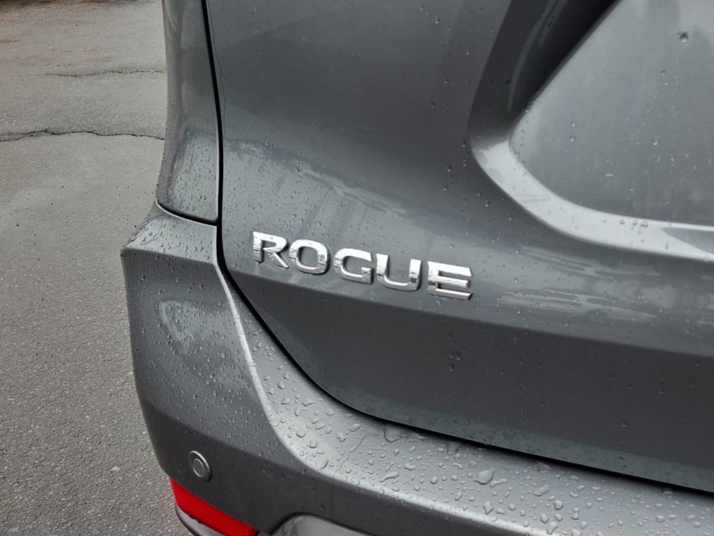 Thumbnail: 2020 Nissan Rogue - 7