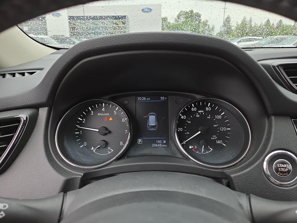 Thumbnail: 2020 Nissan Rogue - 17