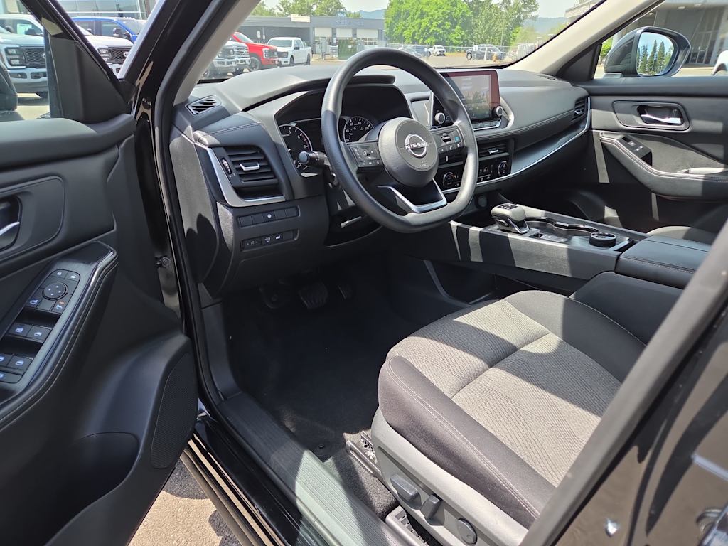 Thumbnail: 2024 Nissan Rogue - 2