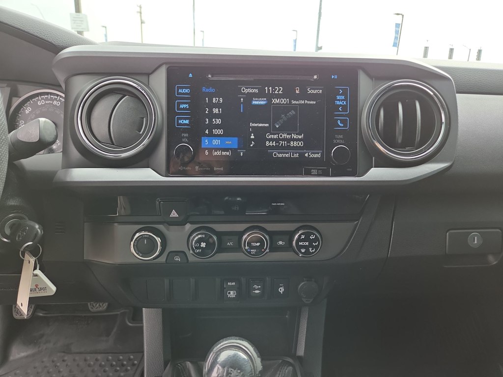 Thumbnail: 2018 Toyota Tacoma - 13