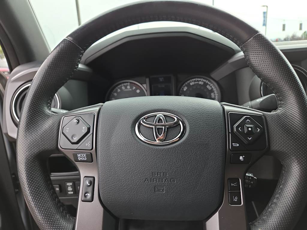 Thumbnail: 2018 Toyota Tacoma - 28