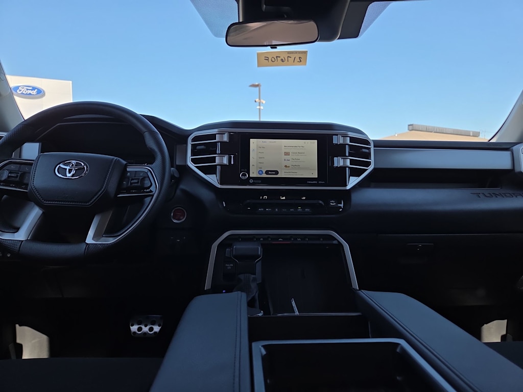Thumbnail: 2024 Toyota Tundra - 9