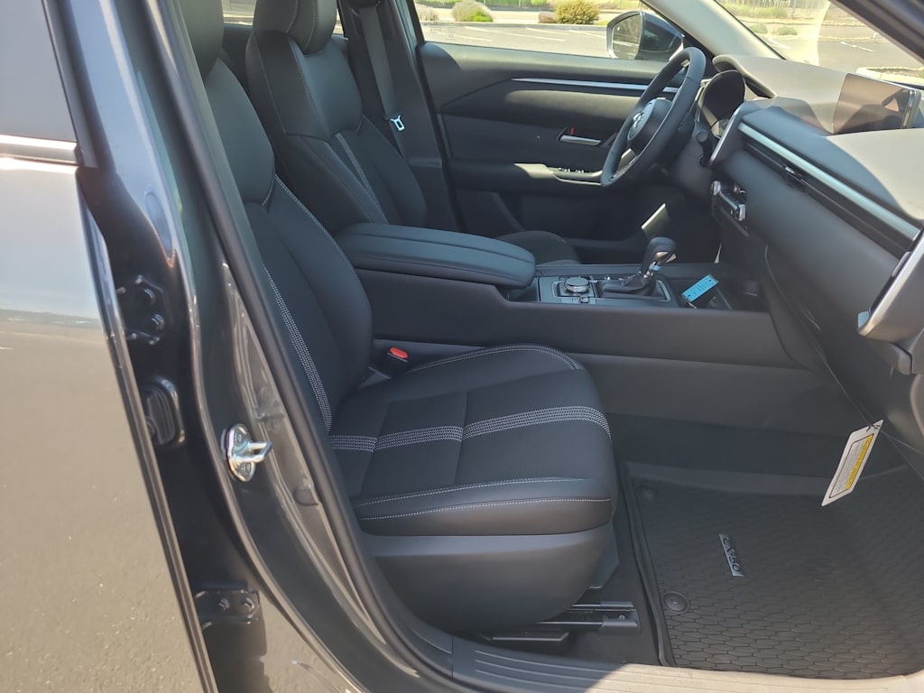 Thumbnail: 2026 Mazda CX-50 - 12