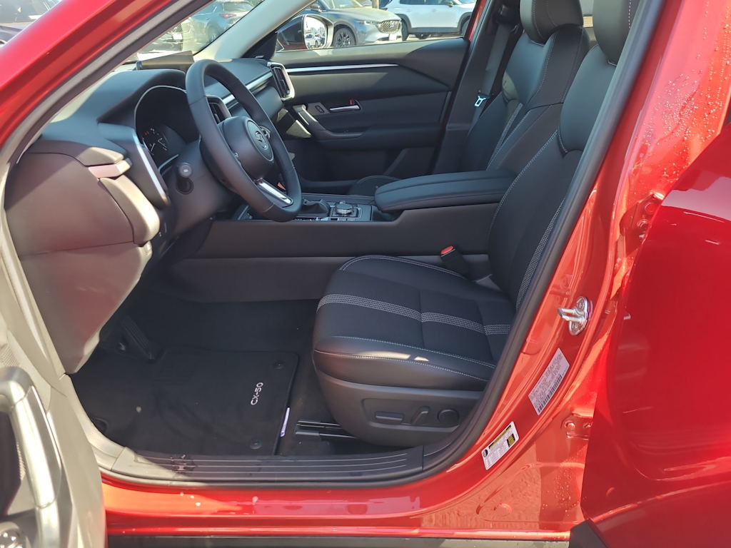 Thumbnail: 2025 Mazda CX-50 - 28