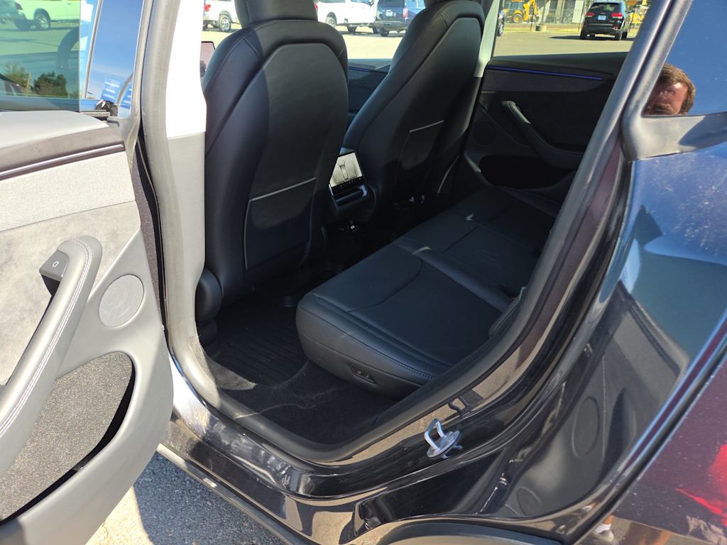 Thumbnail: 2026 Tesla Model Y - 20