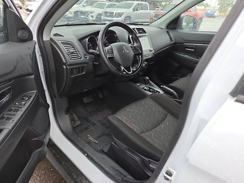 Thumbnail: 2025 Mitsubishi Outlander Sport - 2