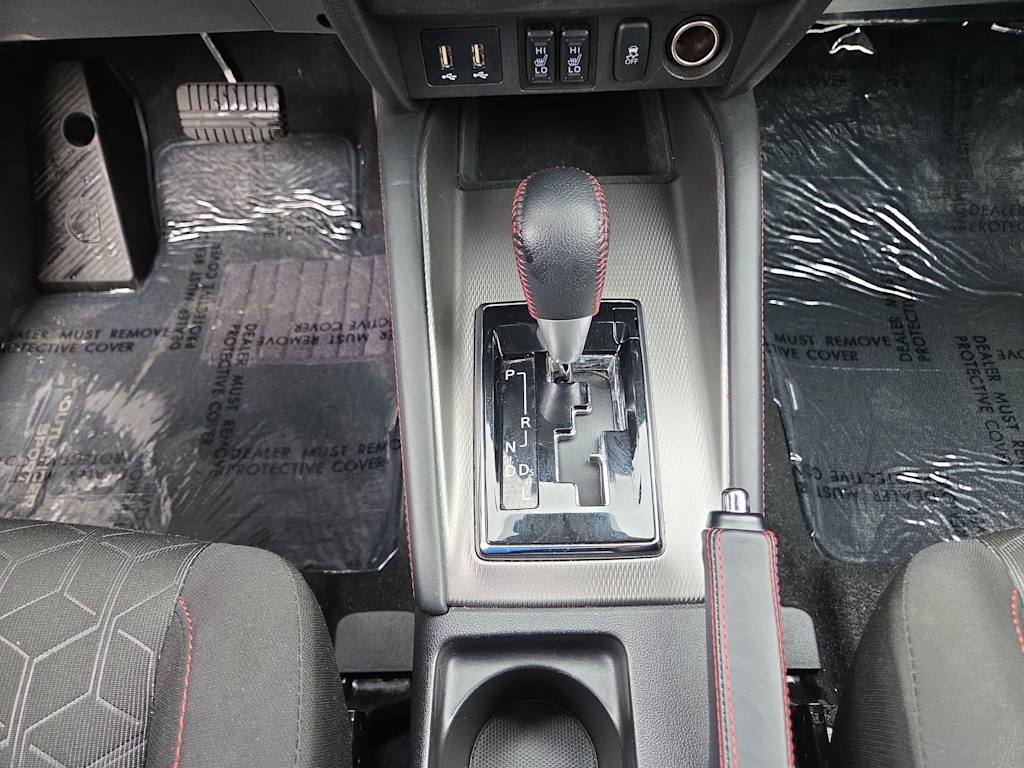 Thumbnail: 2025 Mitsubishi Outlander Sport - 14