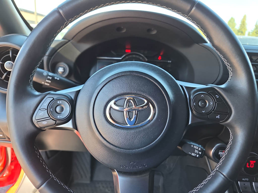 Thumbnail: 2023 Toyota GR86 - 11