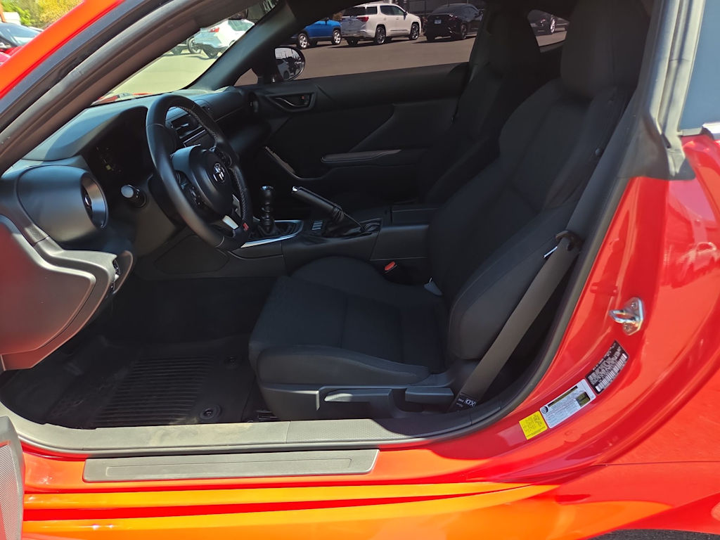 Thumbnail: 2023 Toyota GR86 - 9