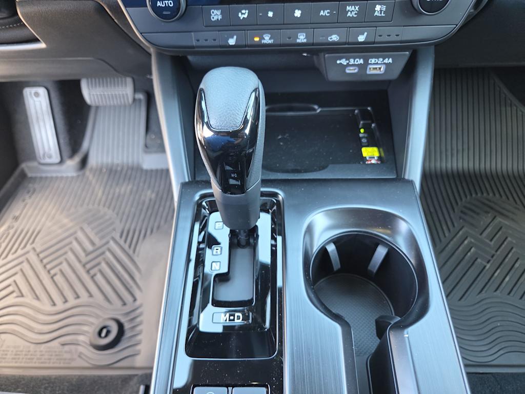 Thumbnail: 2026 Subaru Outback - 16