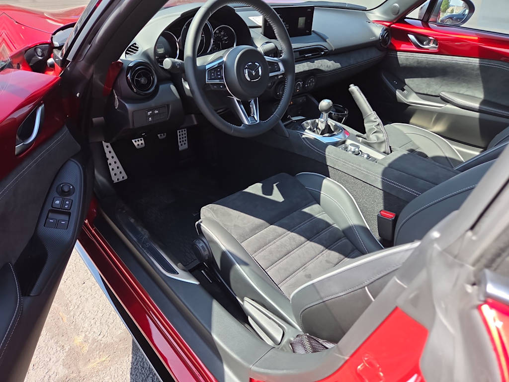 Thumbnail: 2026 Mazda MX-5 Miata - 2