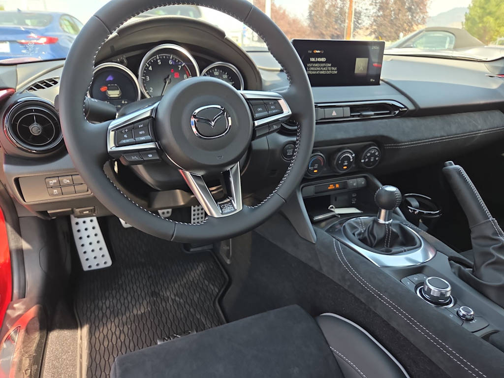 Thumbnail: 2026 Mazda MX-5 Miata - 9