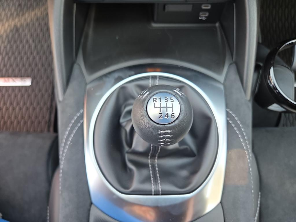 Thumbnail: 2026 Mazda MX-5 Miata - 14