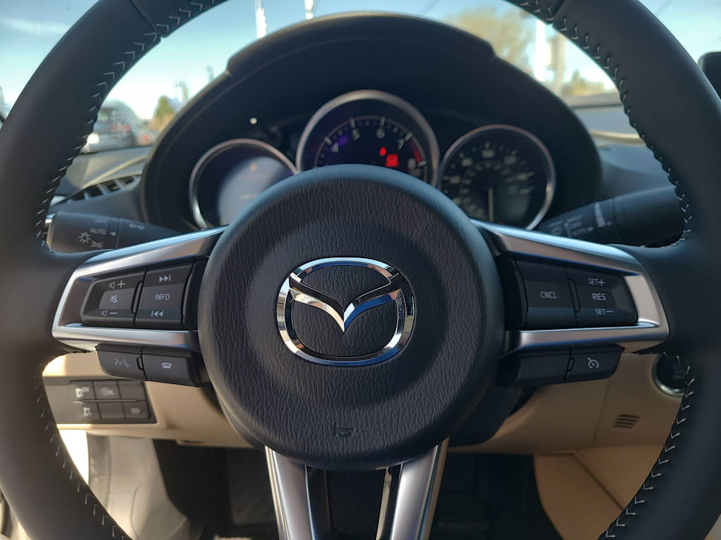 Thumbnail: 2026 Mazda MX-5 Miata - 13
