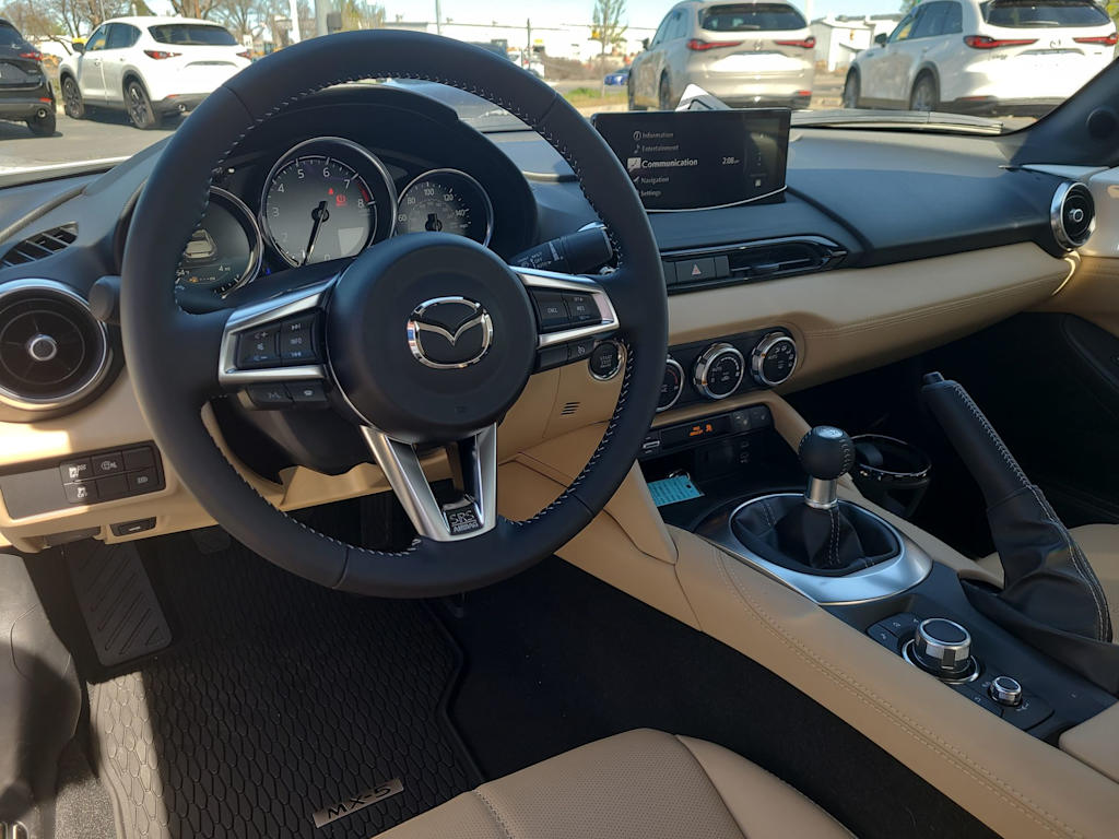 Thumbnail: 2026 Mazda MX-5 Miata - 10