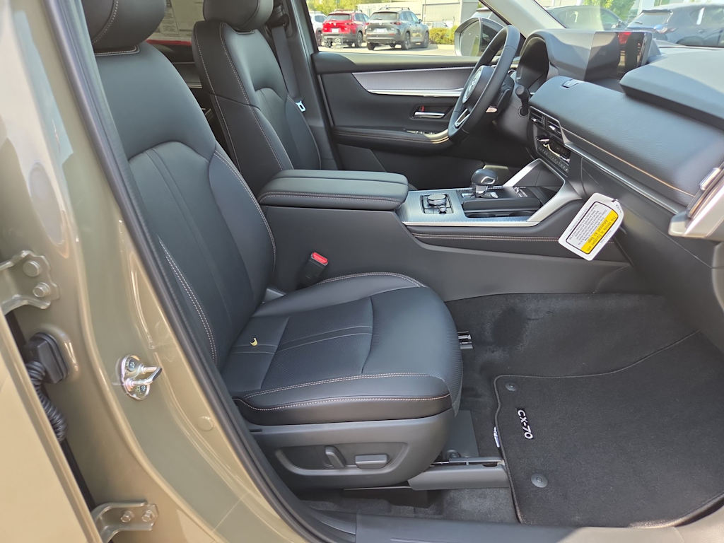 Thumbnail: 2026 Mazda CX-70 - 11