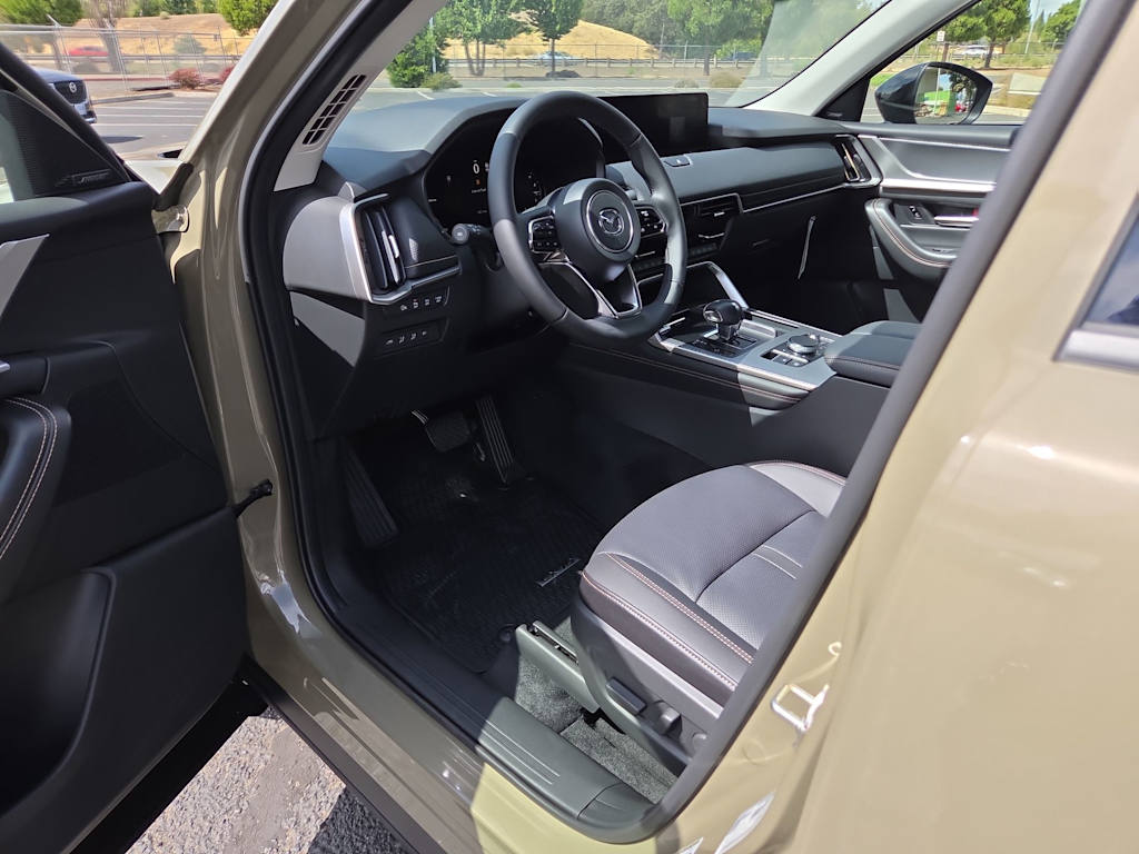 Thumbnail: 2026 Mazda CX-70 - 23