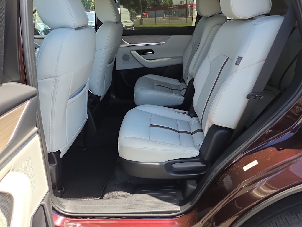 Thumbnail: 2024 Mazda CX-90 - 26