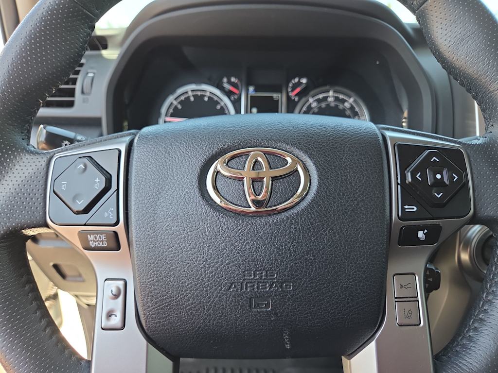 Thumbnail: 2021 Toyota 4Runner - 28
