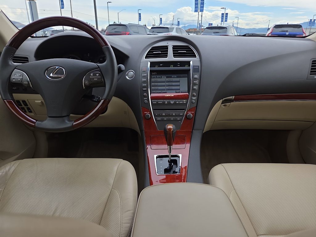 Thumbnail: 2012 Lexus ES - 9