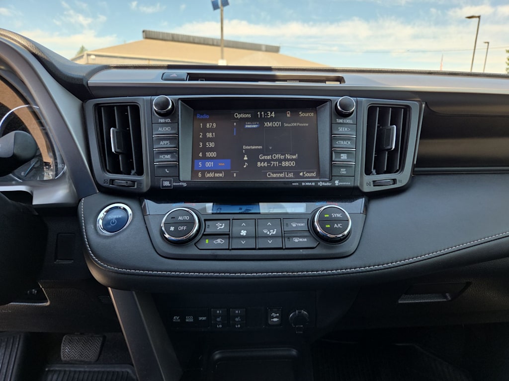 Thumbnail: 2016 Toyota RAV4 - 14