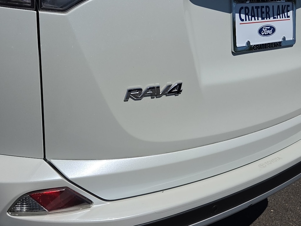 Thumbnail: 2016 Toyota RAV4 - 7