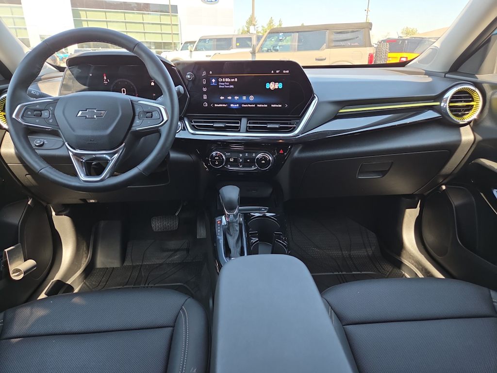 Thumbnail: 2025 Chevrolet Trax - 10