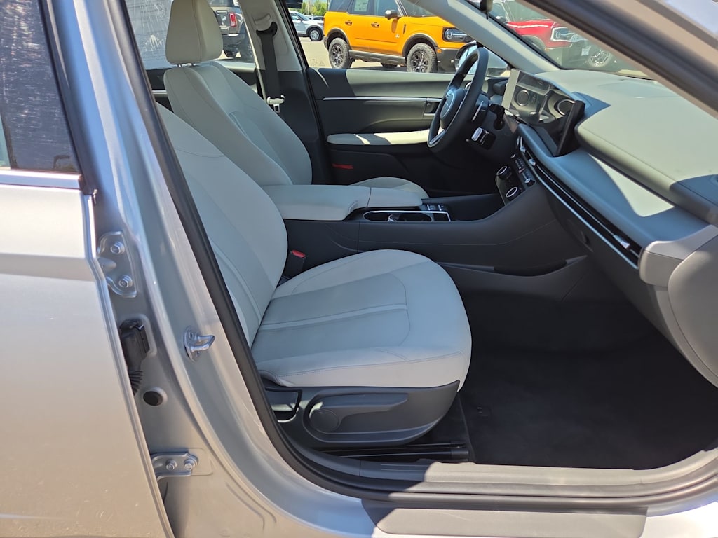 Thumbnail: 2025 Hyundai Sonata - 11