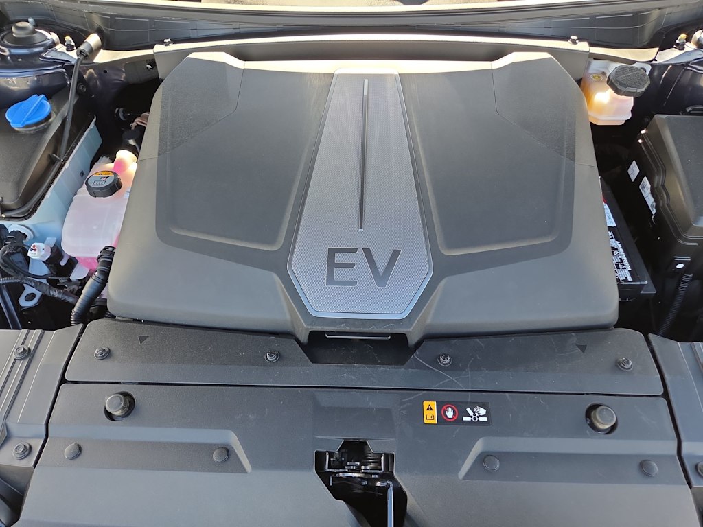 Thumbnail: 2022 Kia EV6 - 9