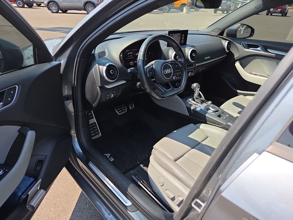 Thumbnail: 2018 Audi A3 - 2