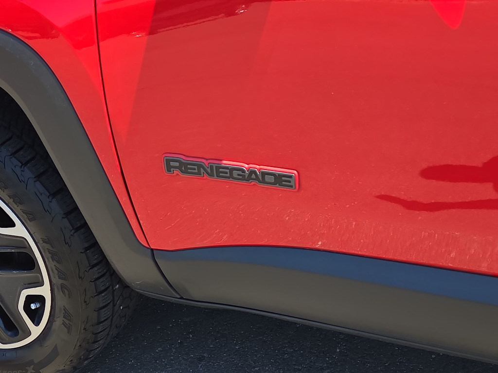 Thumbnail: 2017 Jeep Renegade - 27