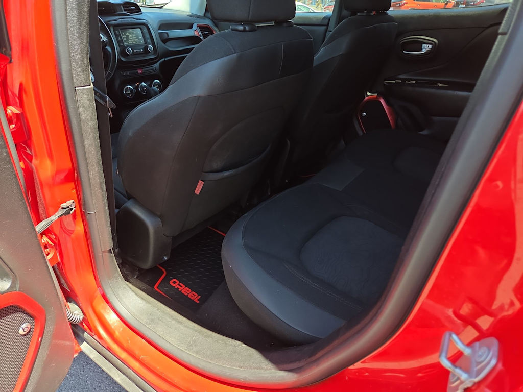 Thumbnail: 2017 Jeep Renegade - 12