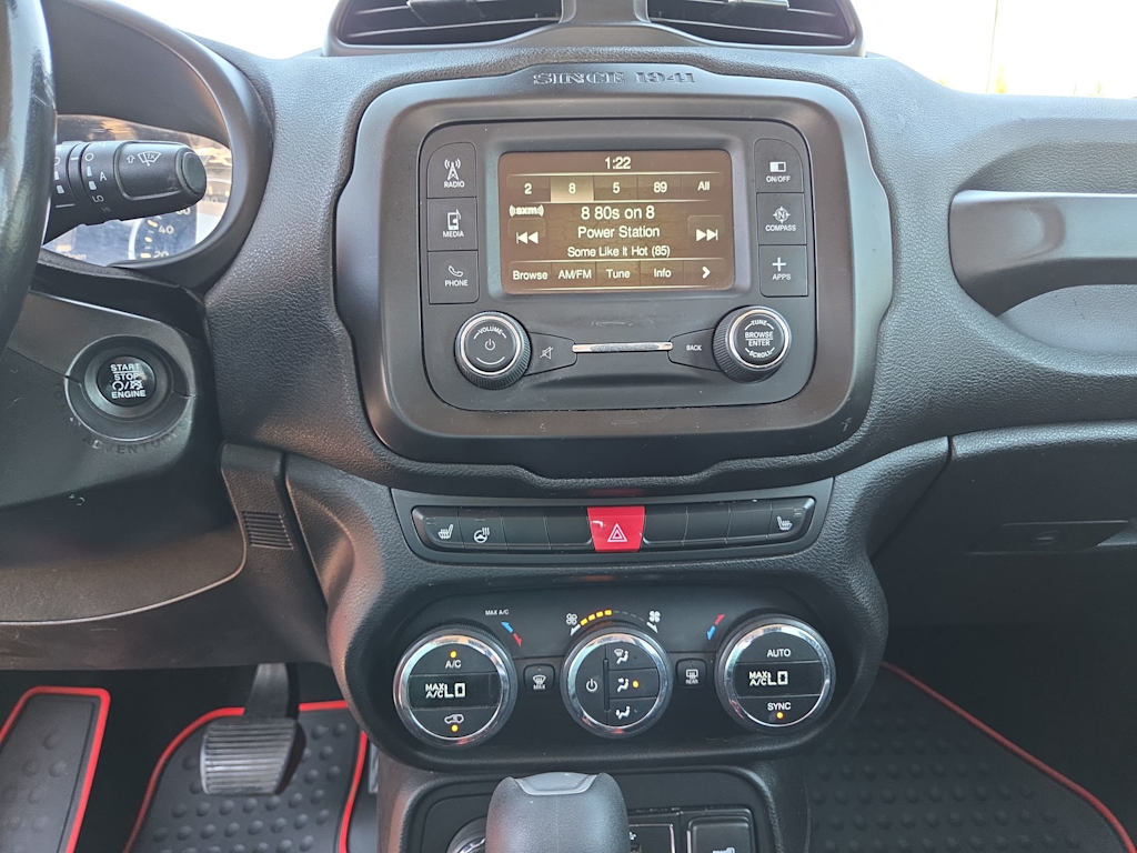 Thumbnail: 2017 Jeep Renegade - 13
