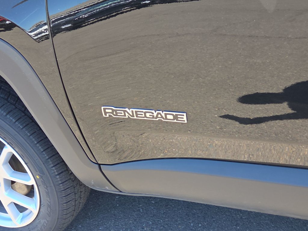 Thumbnail: 2023 Jeep Renegade - 7