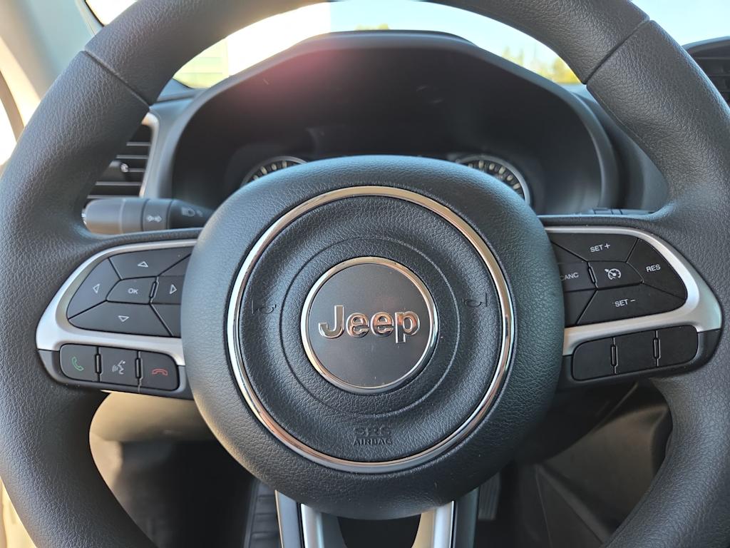 Thumbnail: 2023 Jeep Renegade - 29