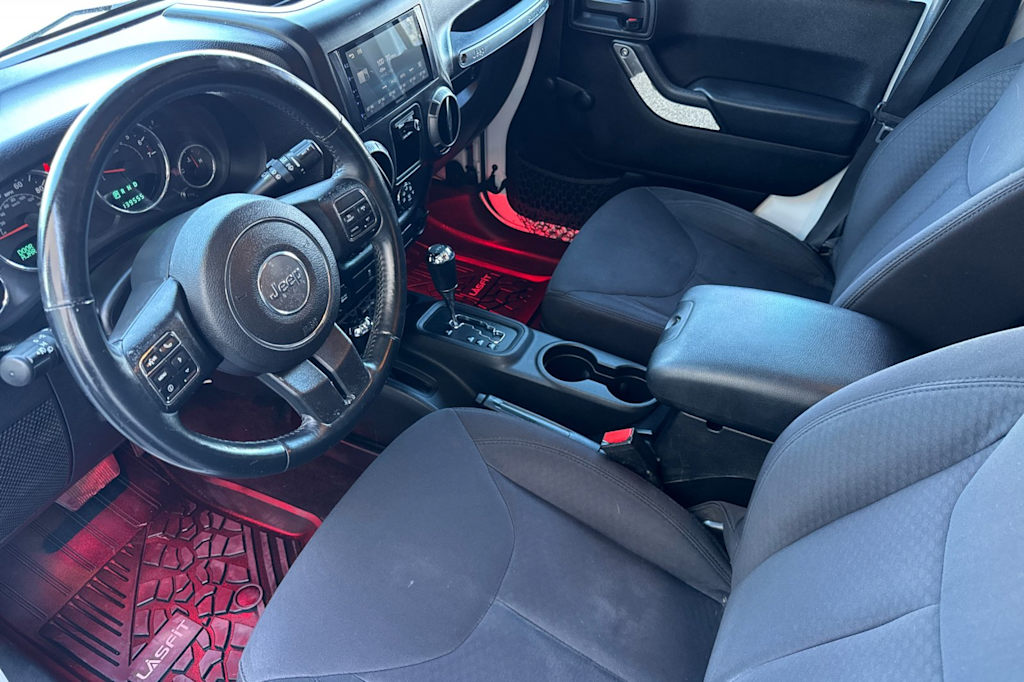 Thumbnail: 2013 Jeep Wrangler - 10