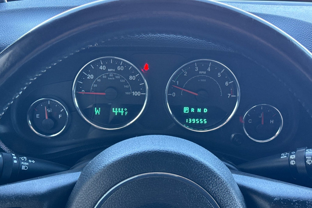 Thumbnail: 2013 Jeep Wrangler - 16