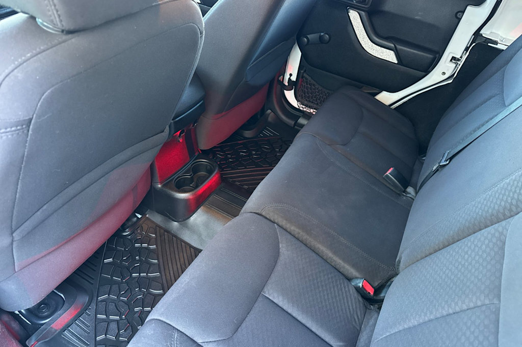 Thumbnail: 2013 Jeep Wrangler - 12