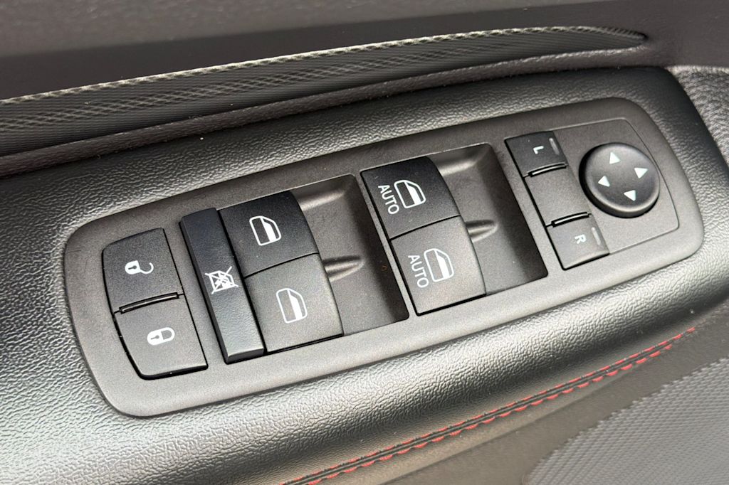 Thumbnail: 2025 Dodge Durango - 21