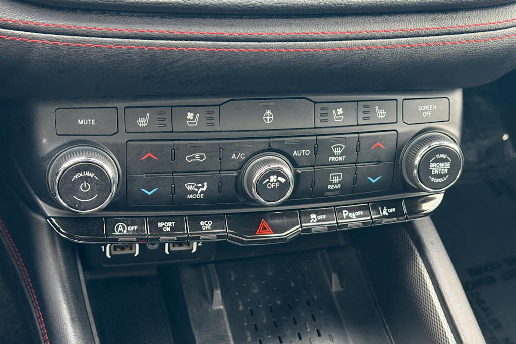 Thumbnail: 2025 Dodge Durango - 26