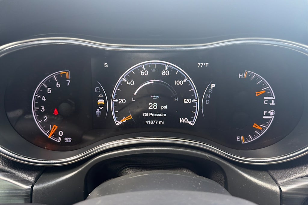 Thumbnail: 2020 Jeep Grand Cherokee - 14