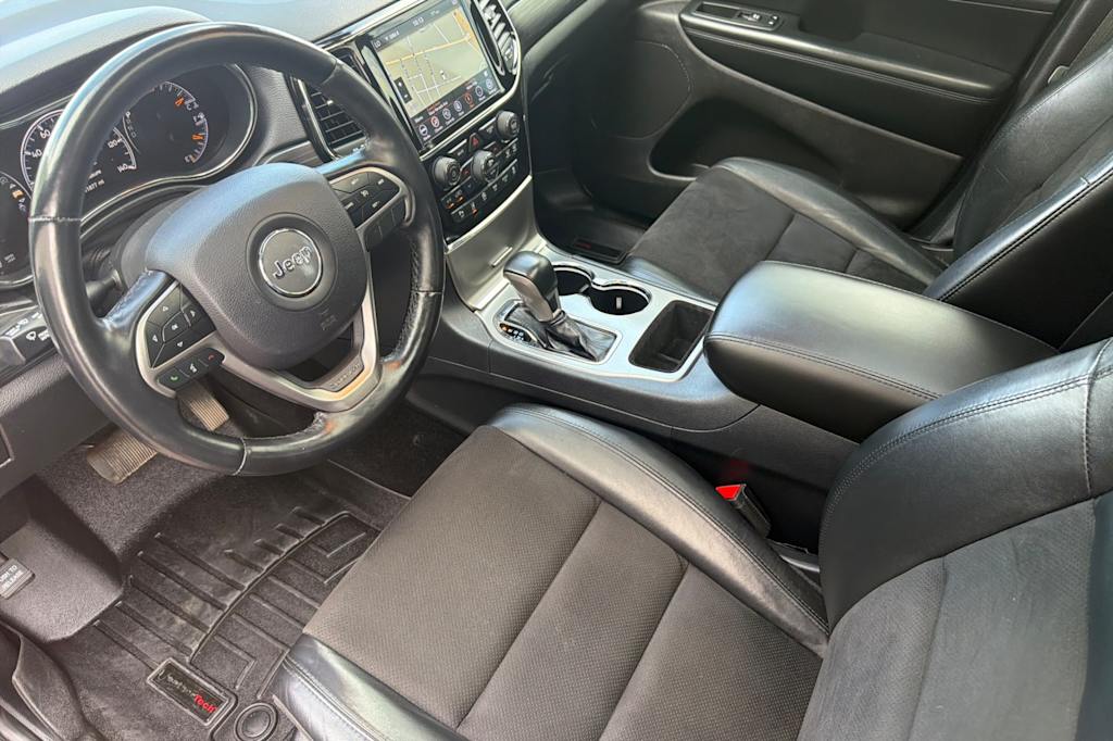 Thumbnail: 2020 Jeep Grand Cherokee - 8