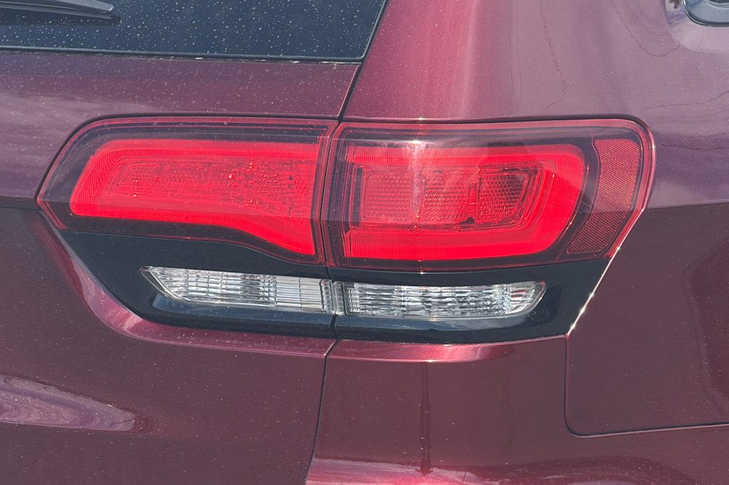 Thumbnail: 2020 Jeep Grand Cherokee - 29