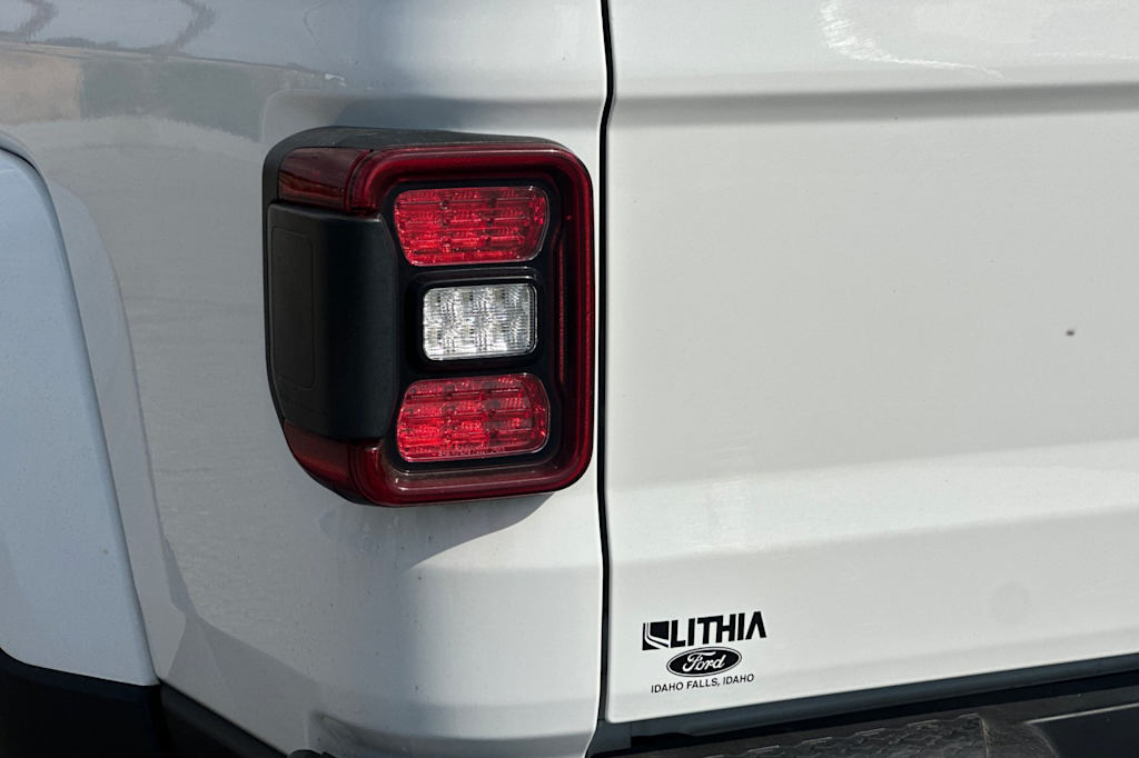 Thumbnail: 2020 Jeep Gladiator - 28