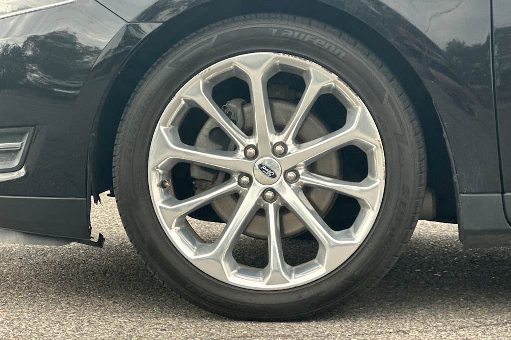 Thumbnail: 2019 Ford Taurus - 7
