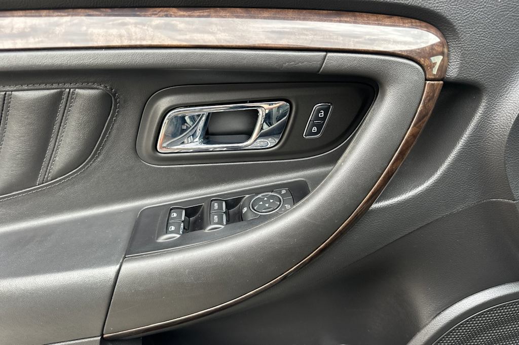 Thumbnail: 2019 Ford Taurus - 19