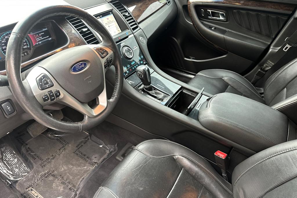 Thumbnail: 2019 Ford Taurus - 8